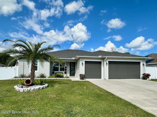 951 Hosbine Street SE, Palm Bay, FL 32909