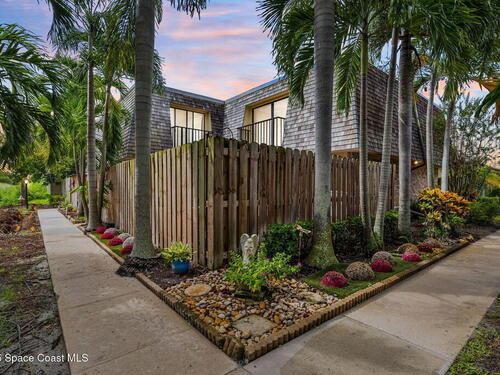 375 S Waverly Place, Vero Beach, FL 32960