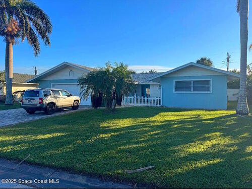 333 W Osceola Lane, Cocoa Beach, FL 32931