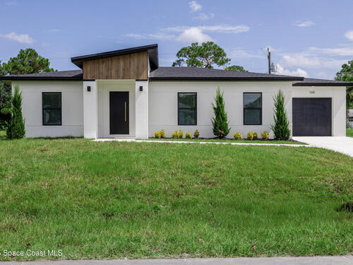 749 Darby Avenue SW, Palm Bay, FL 32908