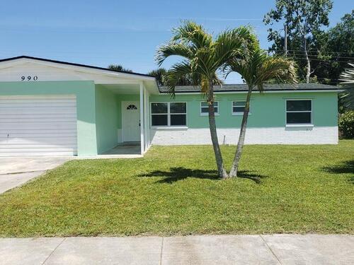 990 Butia Street, Merritt Island, FL 32953