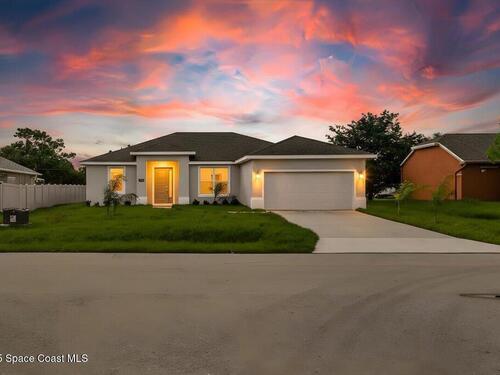 1268 Sagola Street SE, Palm Bay, FL 32909