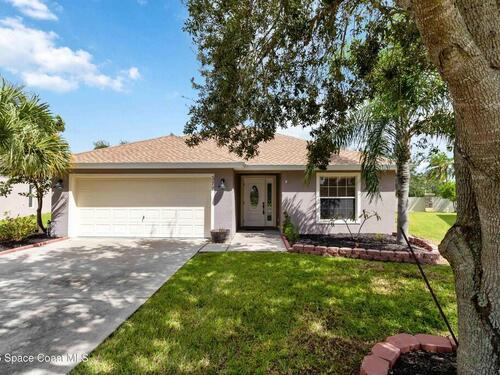 377 Wishing Well Circle SW, Palm Bay, FL 32908