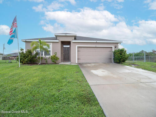 583 Octavius Road SW, Palm Bay, FL 32908
