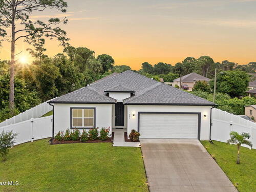 893 Altura Avenue SE, Palm Bay, FL 32909