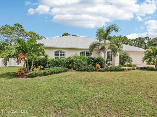 2051 Thornwood Drive SE, Palm Bay, FL 32909