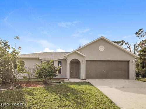 722 Hartford Avenue SW, Palm Bay, FL 32908