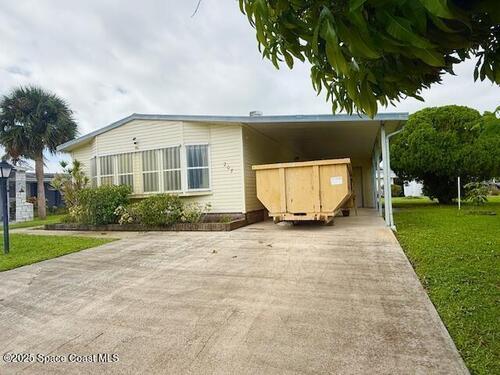 207 Pompano Court, Barefoot Bay, FL 32976