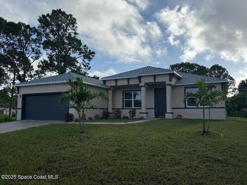 419 Carolina Avenue NW, Palm Bay, FL 32907