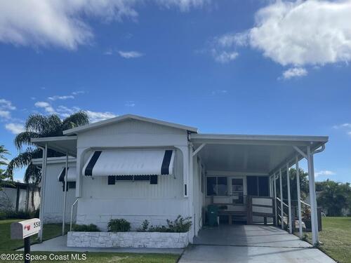 558 Marnie Circle, Melbourne, FL 32904