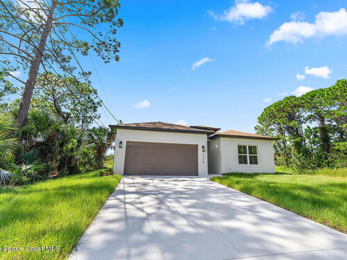 2718 Lakeland Avenue SW, Palm Bay, FL 32908