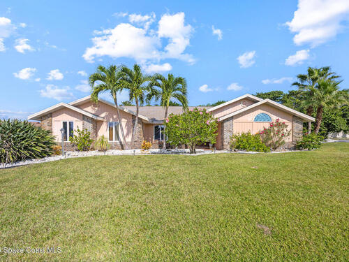 162 River Walk Drive, Melbourne Beach, FL 32951