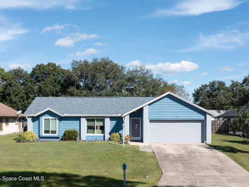 949 Custer Street NW, Palm Bay, FL 32907