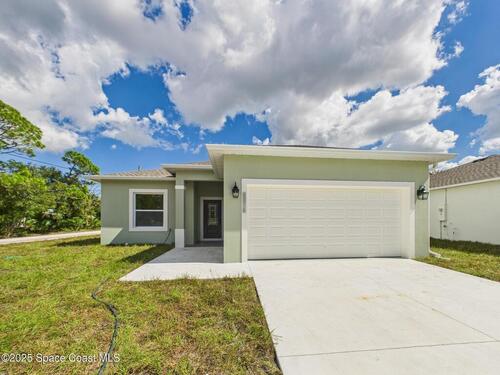 8976 103rd Avenue, Vero Beach, FL 32967