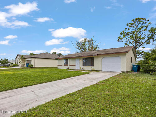 1426 Leeward Avenue SE, Palm Bay, FL 32909