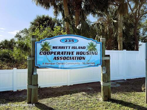 205 Buccaneer Avenue, Merritt Island, FL 32952