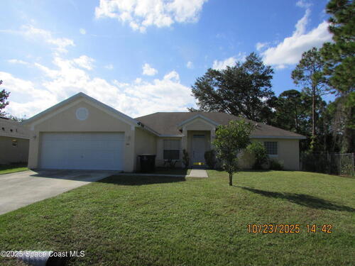 534 White Plains Avenue SW, Palm Bay, FL 32908