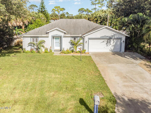 561 Carnival Terrace, Sebastian, FL 32958