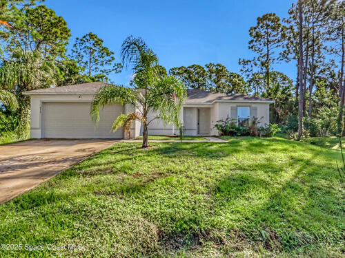875 Natroma Avenue SW, Palm Bay, FL 32908