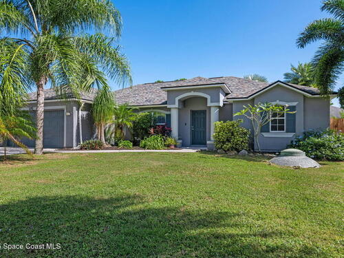 675 Hernandes Avenue SE, Palm Bay, 32909