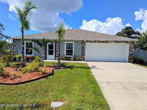 1076 Alminar Avenue SE, Palm Bay, FL 32909