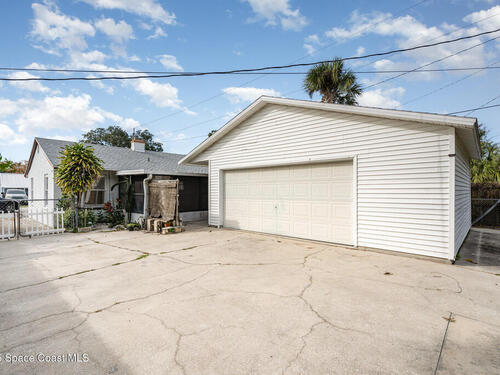 1213 W Azalea Court, Melbourne, FL 32935