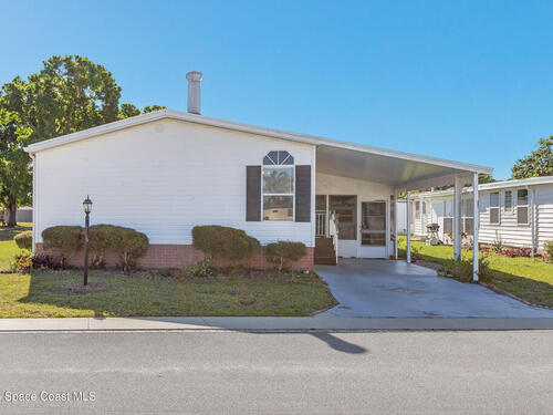 251 Blossom Lane NE, Palm Bay, FL 32907