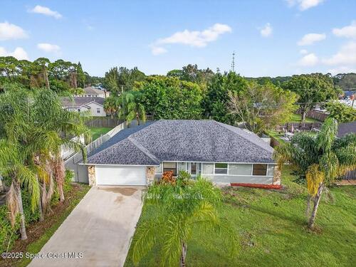 117 High Court, Sebastian, FL 32958