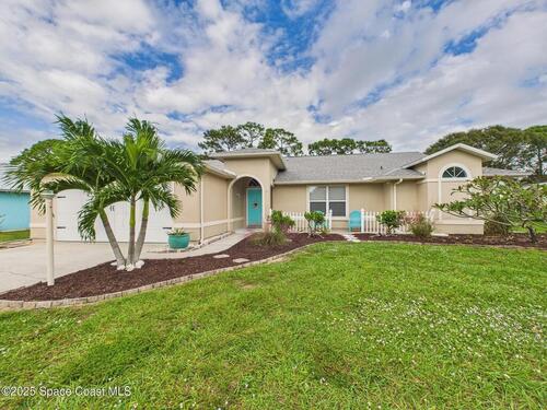 664 Doctor Avenue, Sebastian, FL 32958
