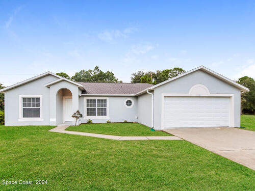 9175 102nd Avenue, Vero Beach, FL 32967