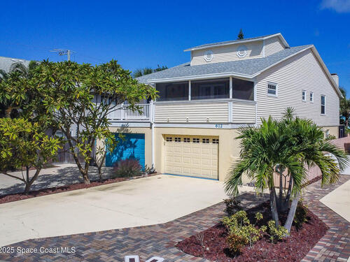 612 Monroe Avenue, Cape Canaveral, FL 32920