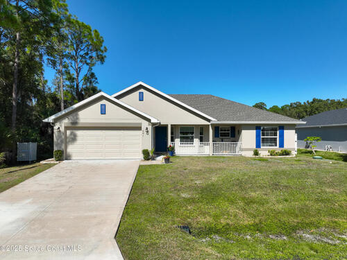 941 Le Baron Street SW, Palm Bay, FL 32908