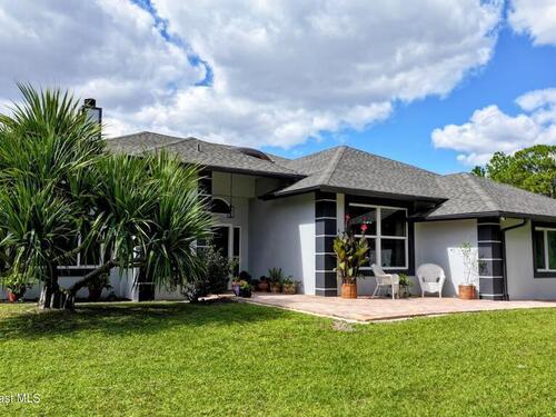 1598 Bay Mare Lane NW, Palm Bay, FL 32907