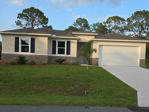 1801 Warton Avenue SE, Palm Bay, FL 32909