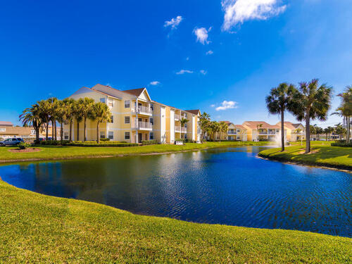 1951 Island Club Drive, Melbourne, FL 32903