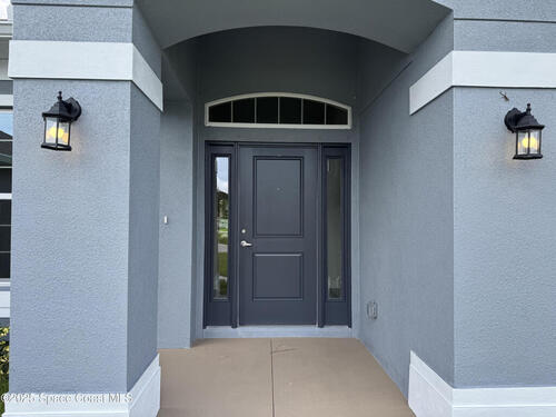 1370 Schumann Drive, Sebastian, FL 32958