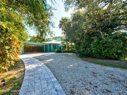 6545 Floridana Avenue, Melbourne Beach, FL 32951