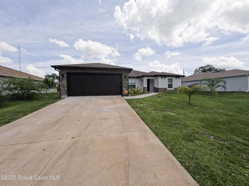 259 Wilton Avenue SW, Palm Bay, FL 32908