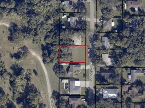 422 Nogales Avenue NE, Palm Bay, FL 32907