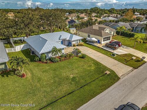 462 Biscayne Lane, Sebastian, FL 32958