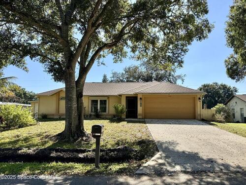 1544 Nona Street NE, Palm Bay, FL 32907