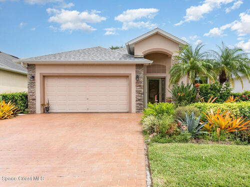 665 Remington Green Drive SE, Palm Bay, FL 32909