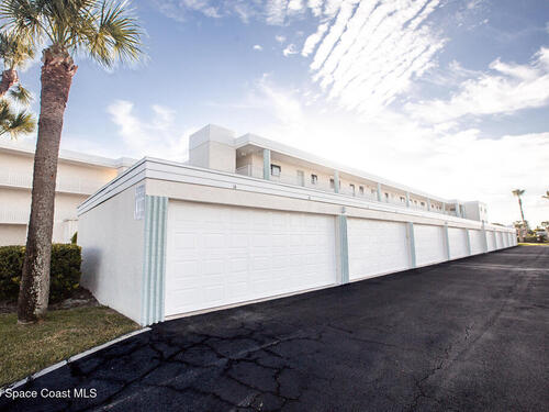 1595 N Atlantic Avenue, Cocoa Beach, FL 32931