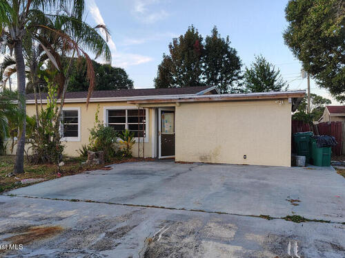 2456 Andrews Avenue, Melbourne, FL 32935