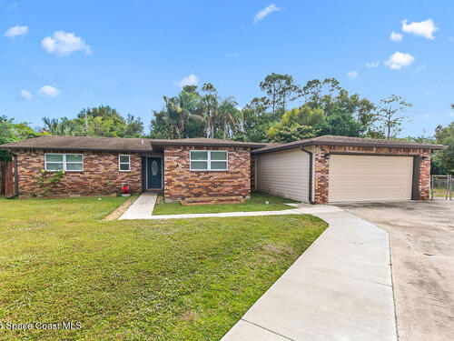 3707 Sunny Drive, Mims, FL 32754