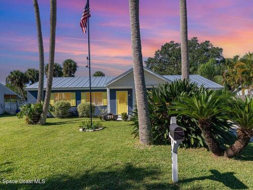 586 Dedham Avenue NE, Palm Bay, FL 32907