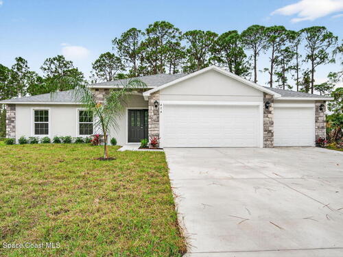 474 Scenic Road SW, Palm Bay, FL 32908
