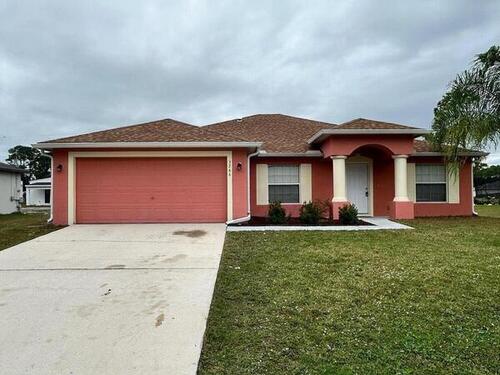 3266 Weyburn Avenue SE, Palm Bay, FL 32909