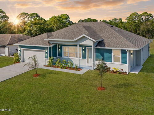 1027 Wyoming Drive SE, Palm Bay, FL 32909