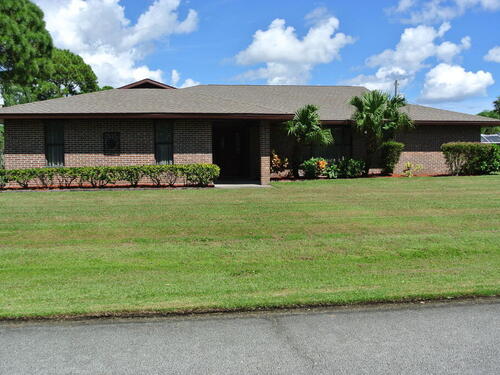 321 Huntsville Street NE, Palm Bay, FL 32907